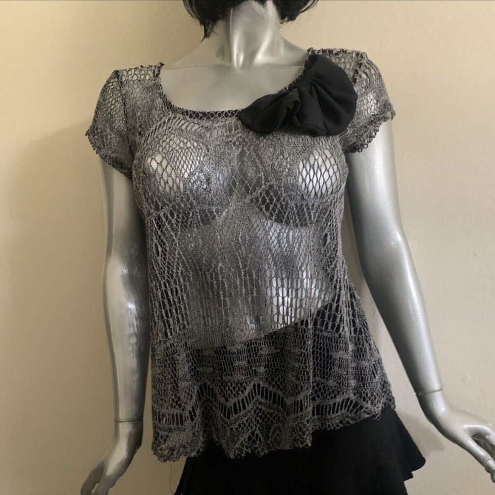 Women's Large Gray/ Silver Crochet Blouse Open Back Top Short Sleeve Big Bow